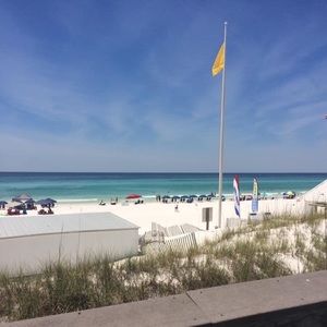 Meet your Posher, Alicia